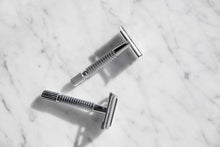 Load image into Gallery viewer, Double Edged Safety Razor with 10 Free Blades